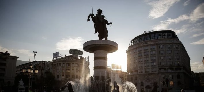 Δημοψήφισμα στα Σκόπια: Σε λίγες ώρες ανοίγουν οι κάλπες – Όλα όσα πρέπει να γνωρίζετε (Εικόνες)